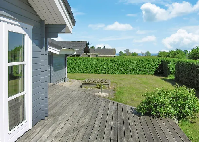 Lojtnantvaenget Denmark X